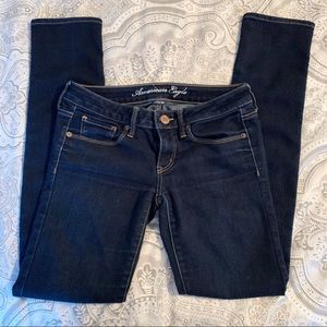 !🌟American Eagle Dark Wash Skinny Jean
